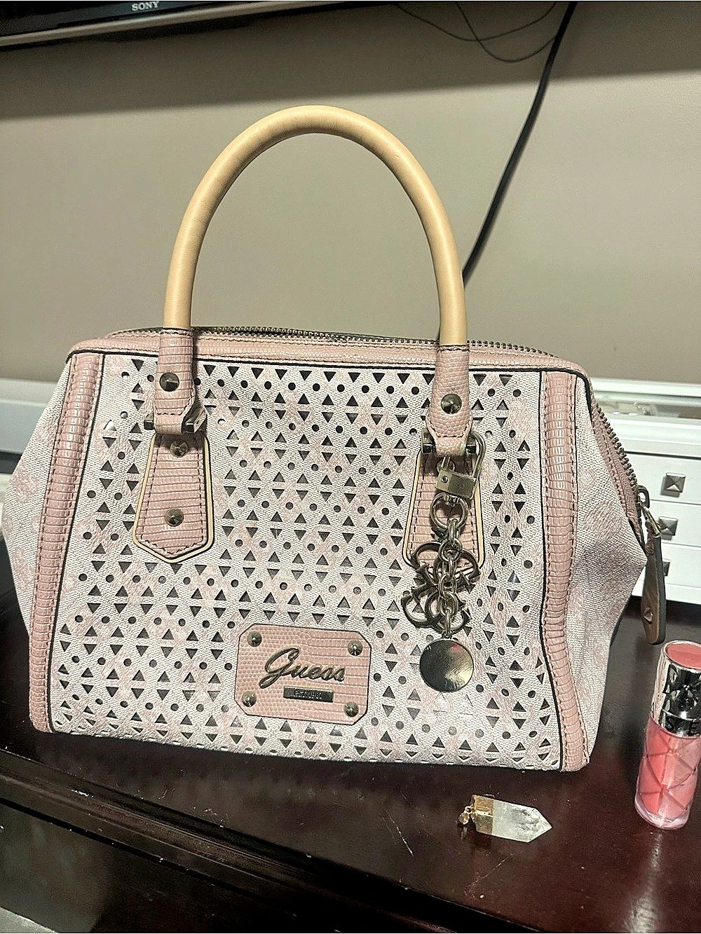 Guess Geometric Satchel in Pink & White